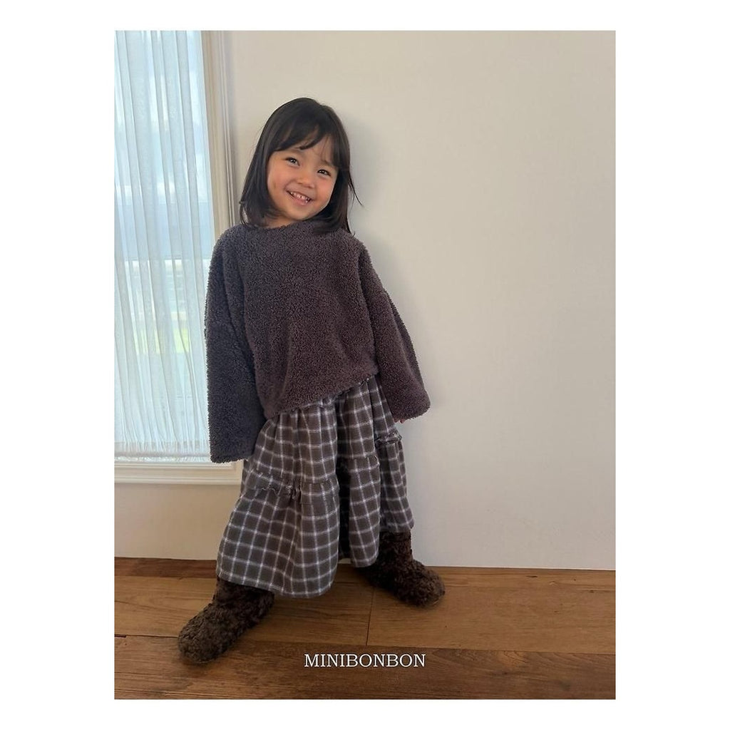 mini bonbon ふわふわカール　ニットトップスカーリーロンT