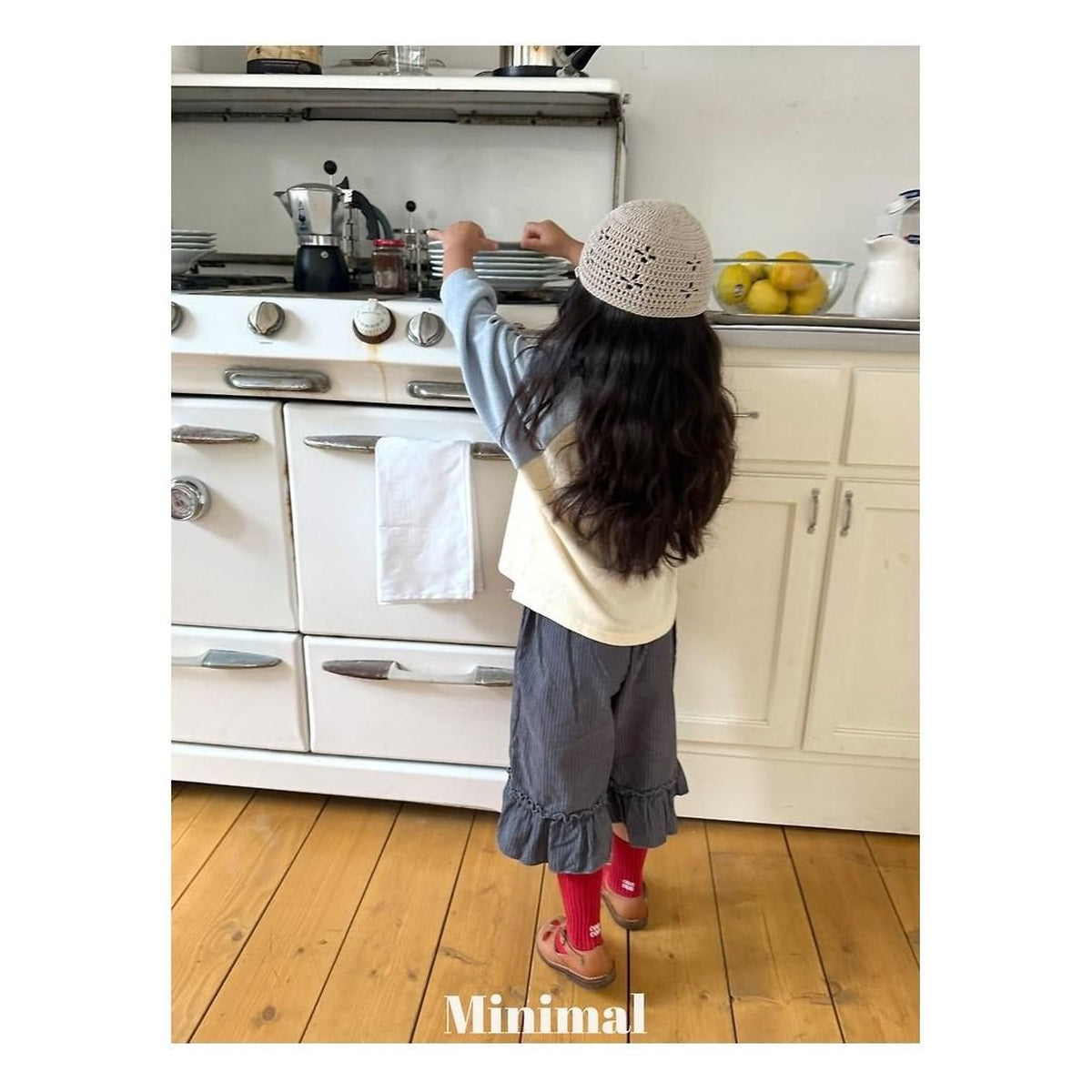 minimal モダールフリルパンツ