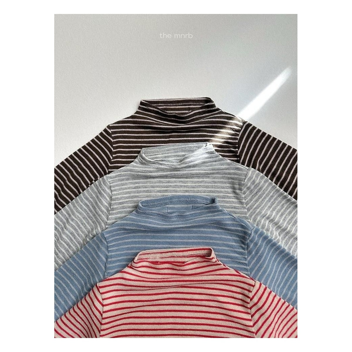 minirobe メリーハーフタートルネックTシャツ