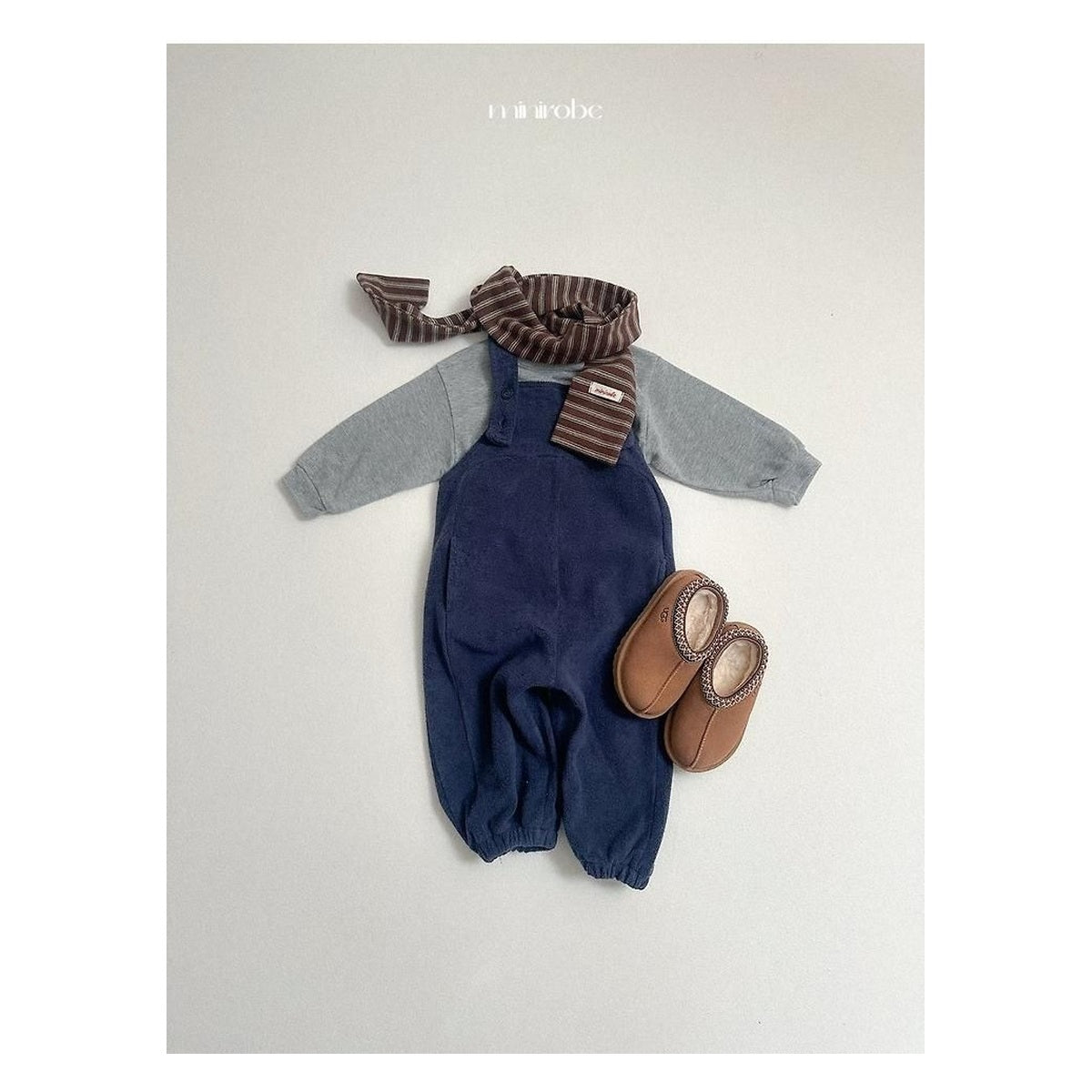 minirobe ルーズベーシックTシャツ