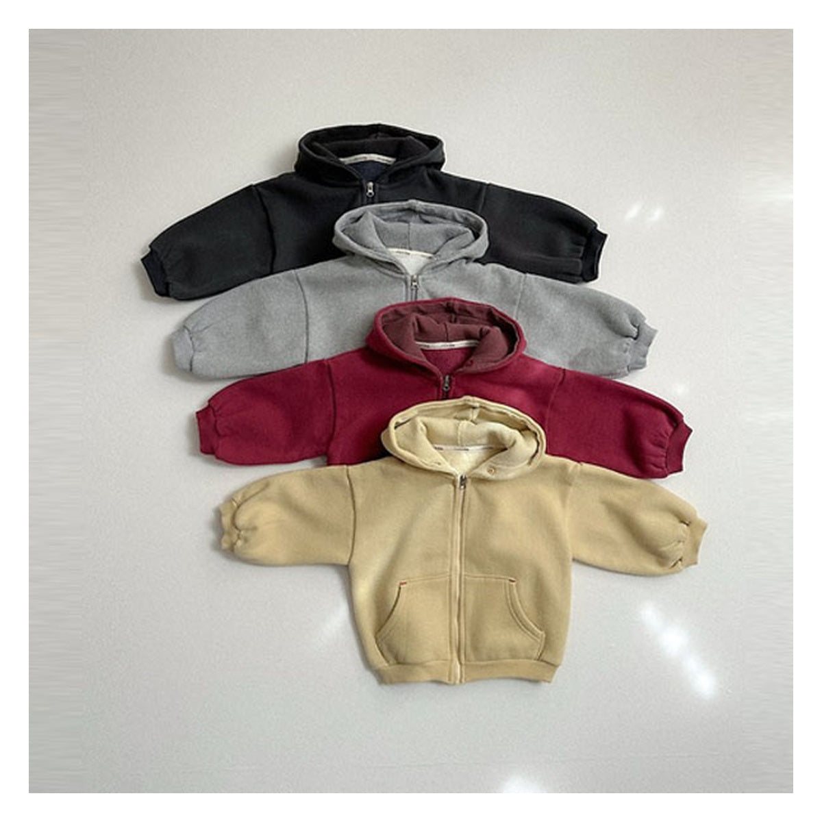minirobe ベルベットフードジップアップ