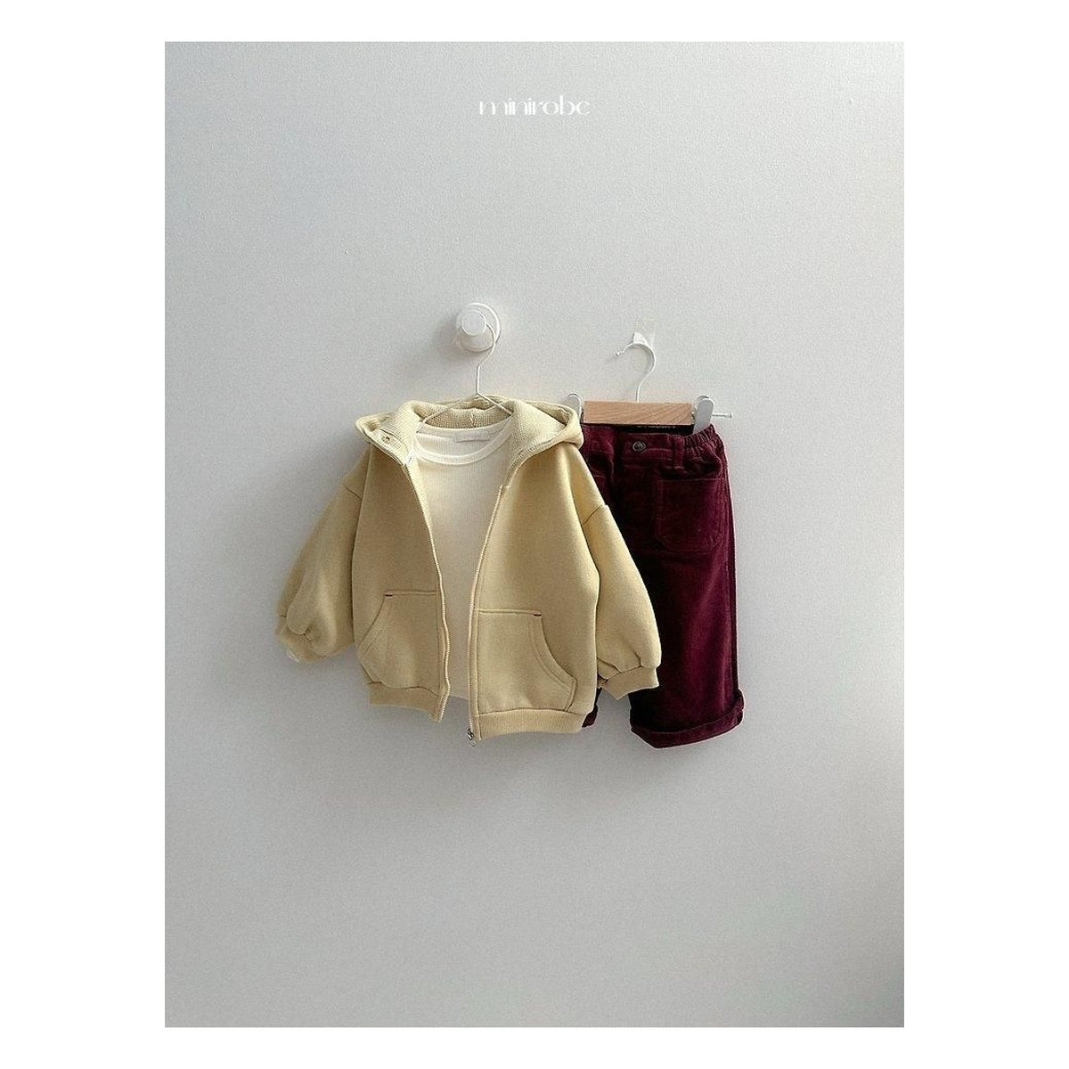 minirobe ベルベットフードジップアップ