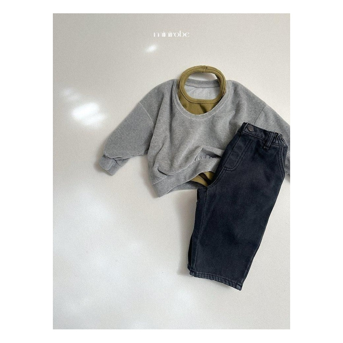 minirobe ルルホルターネックトップス