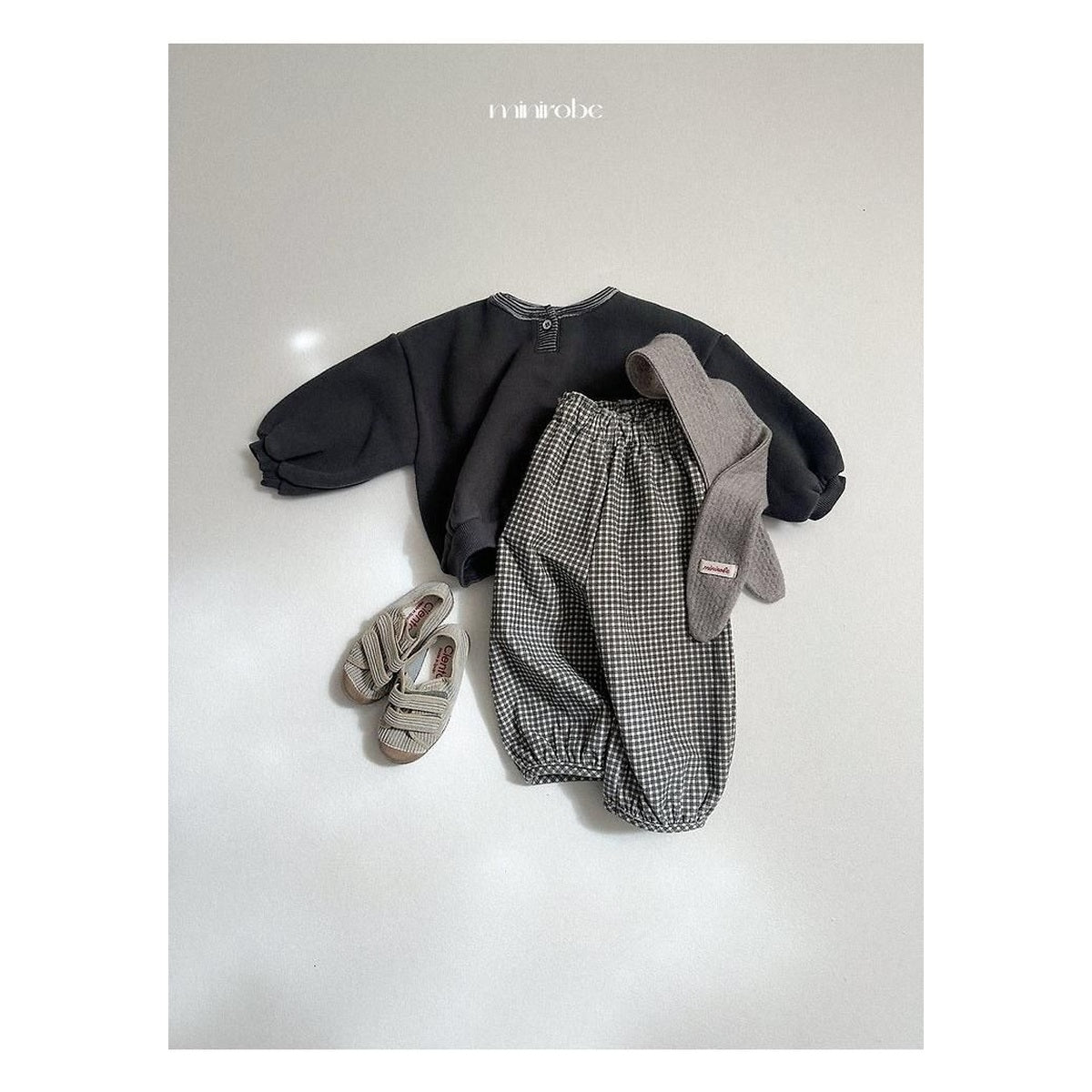 minirobe ボンボンゴジェンイパンツ