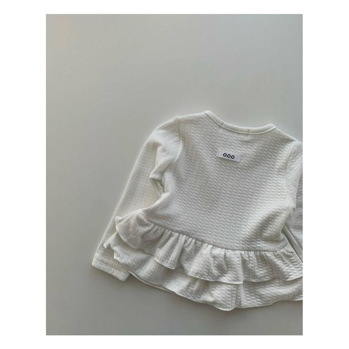 O.O.O コージーTシャツ