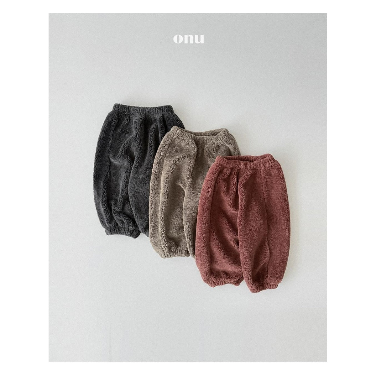 ONU ボアパンツ