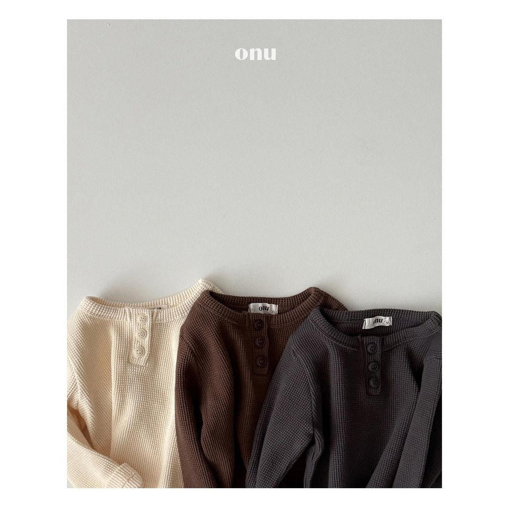 ONU クロッフルボタンTシャツ