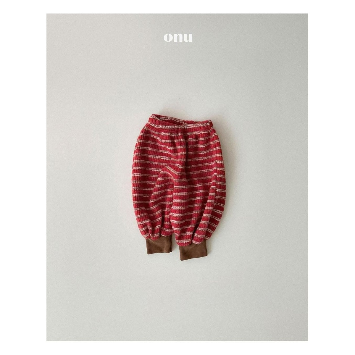 ONU モンシェルトントンパンツ