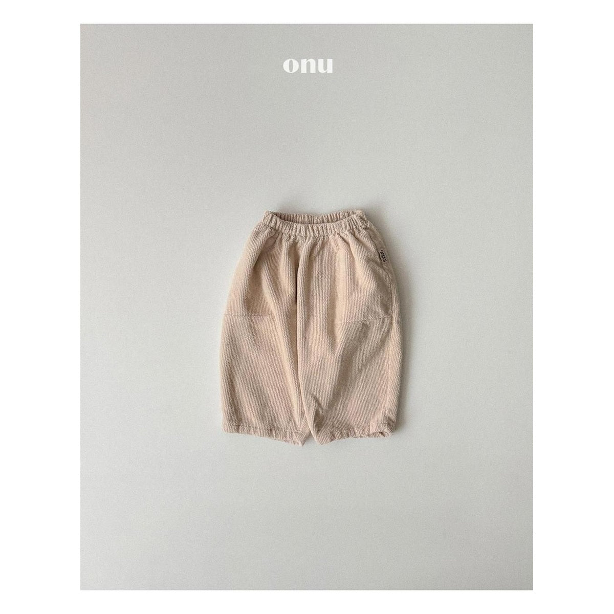 ONU コーデュロイワイドパンツ