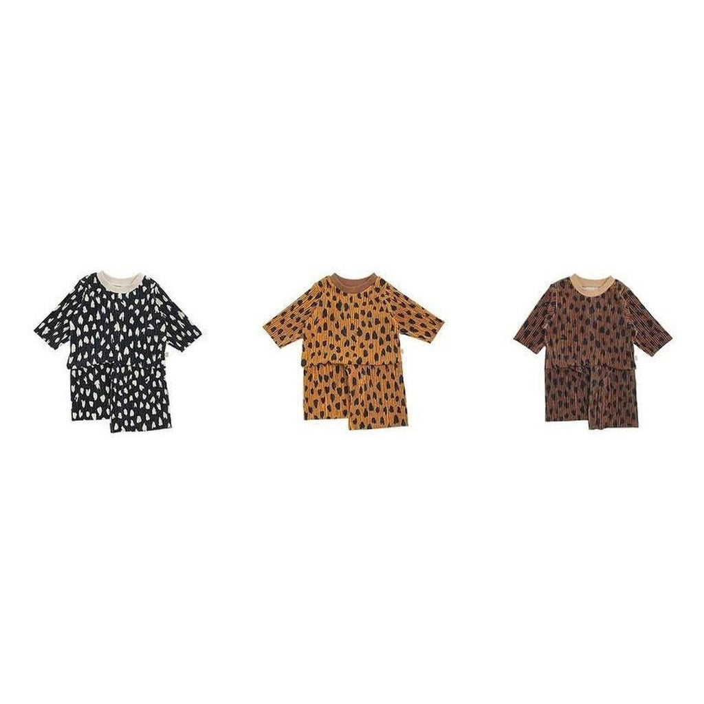 oottbebe ベルベットヒョウ柄プリーツセットアップ