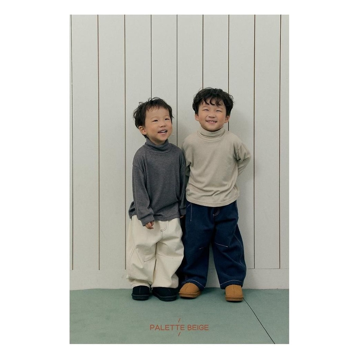 PALETTE BEIGE カーブステッチパンツ
