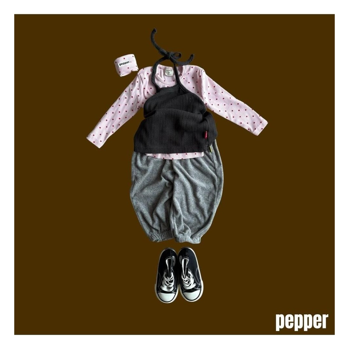 PEPPER ニットアイレットホルターキャミソール