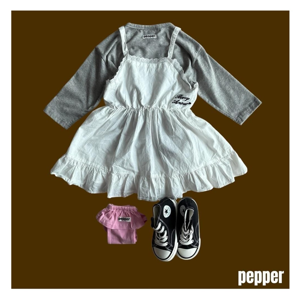 PEPPER フリルニーソックス FREE