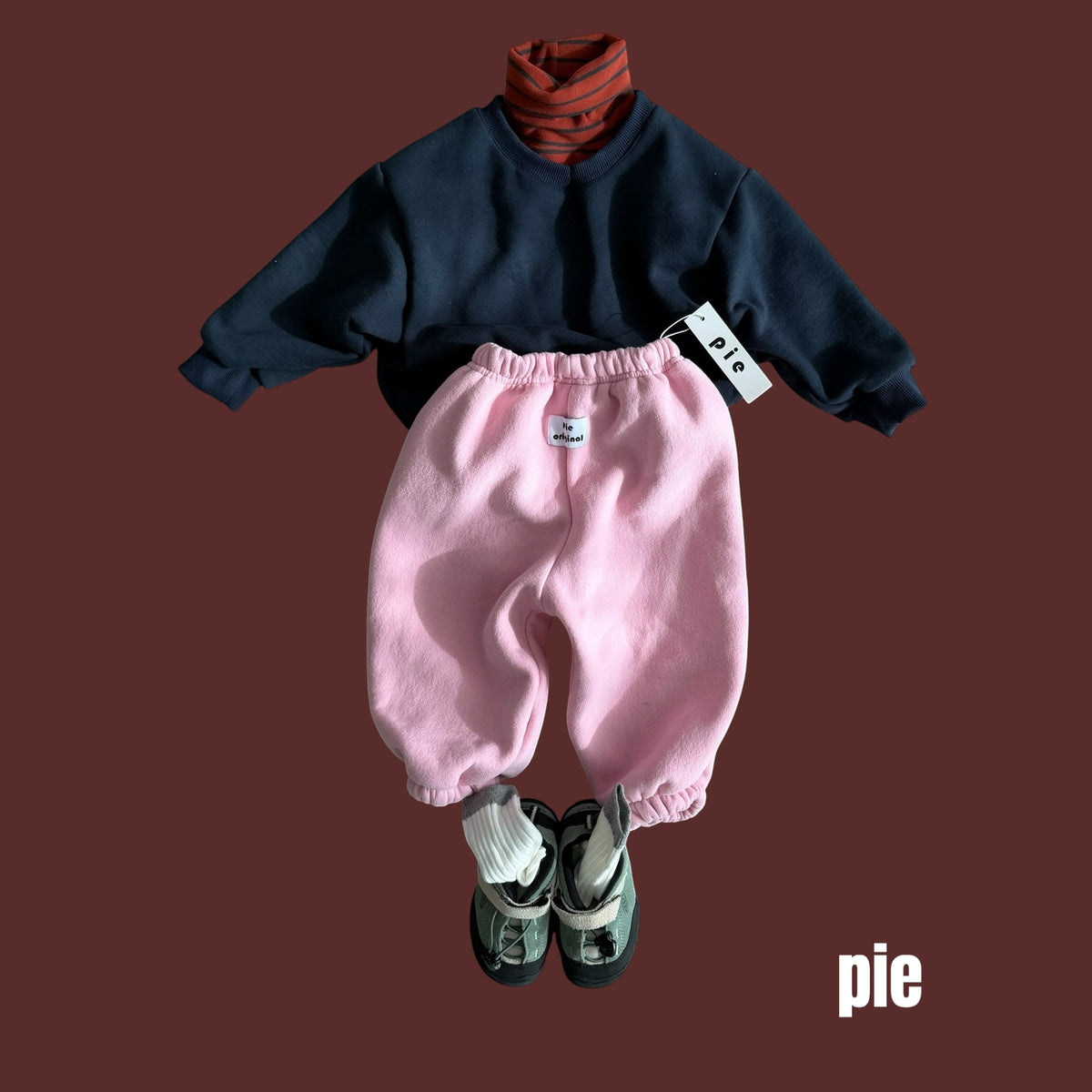 PIE にんじんタートルネック