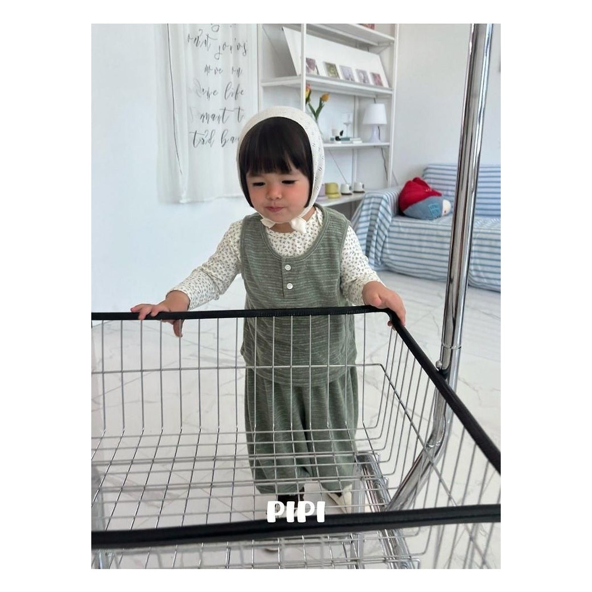 PIPI マフラー FREE