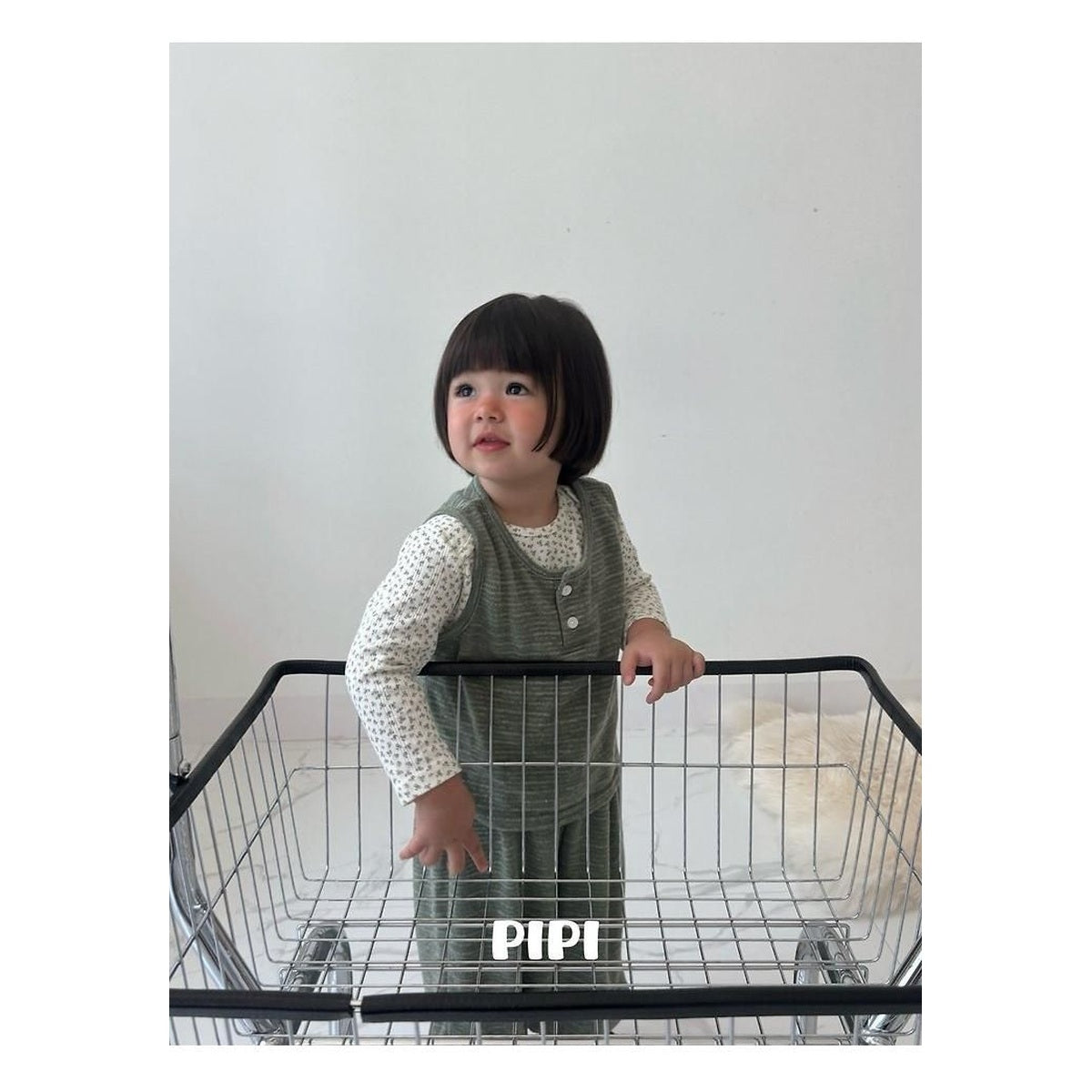 PIPI マフラー FREE