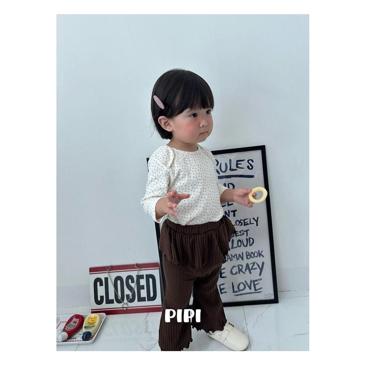 PIPI フリルパンツ