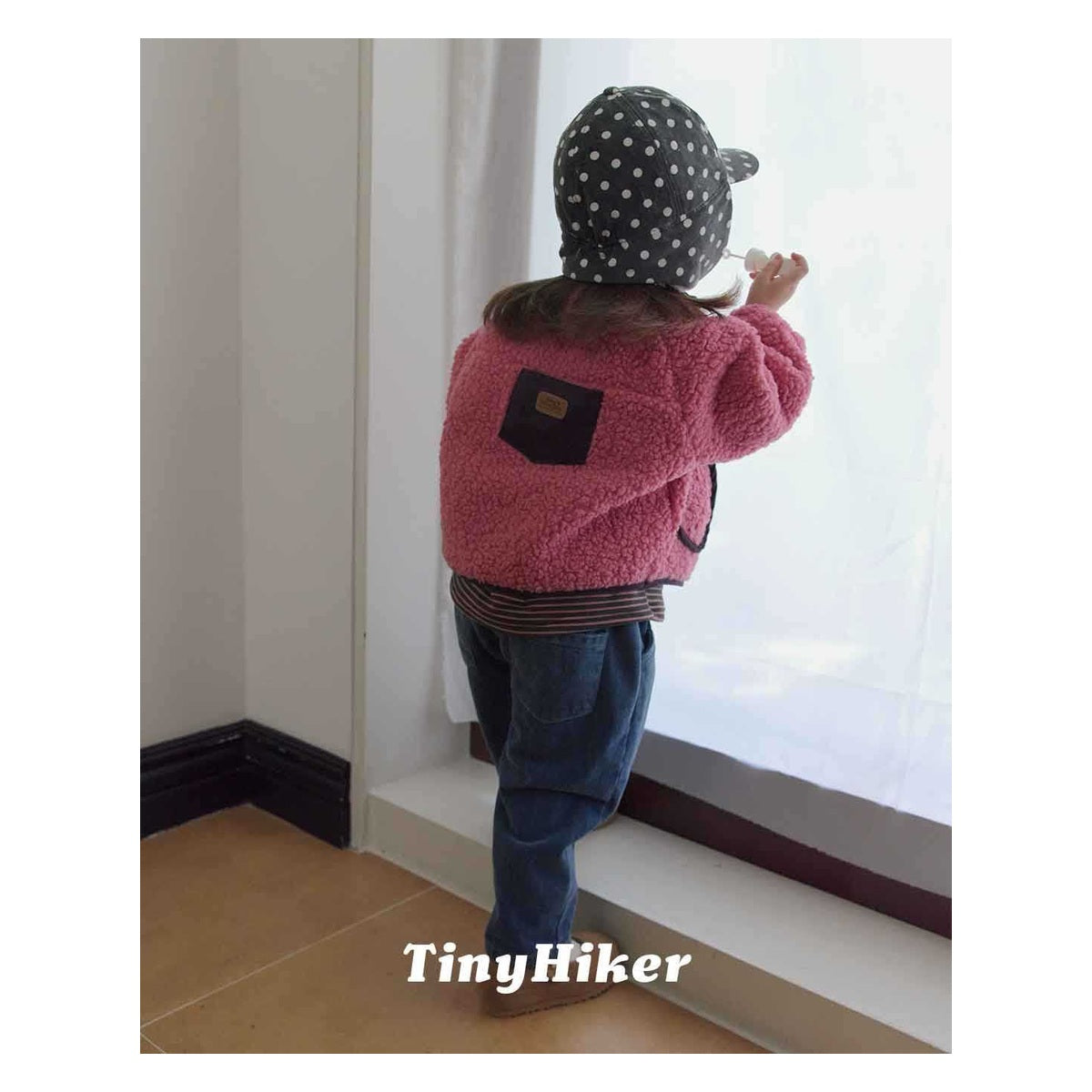 Tiny Hiker ふわふわボアジャンパー