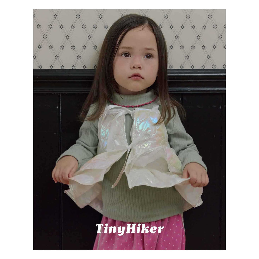 Tiny Hiker ダックフィンコートポラティダックフィットピンコートタートルネック