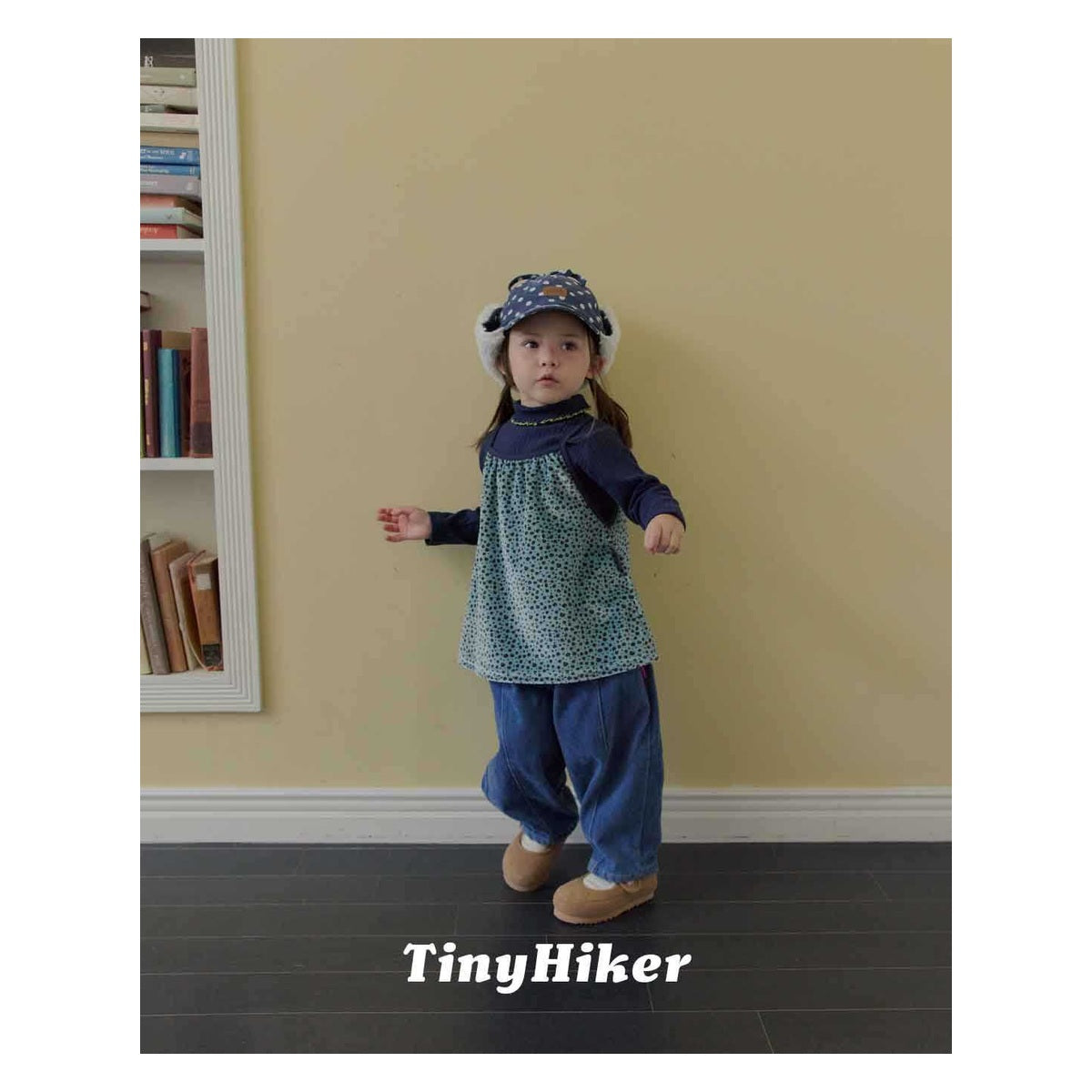 Tiny Hiker ダックフィンコートポラティダックフィットピンコートタートルネック