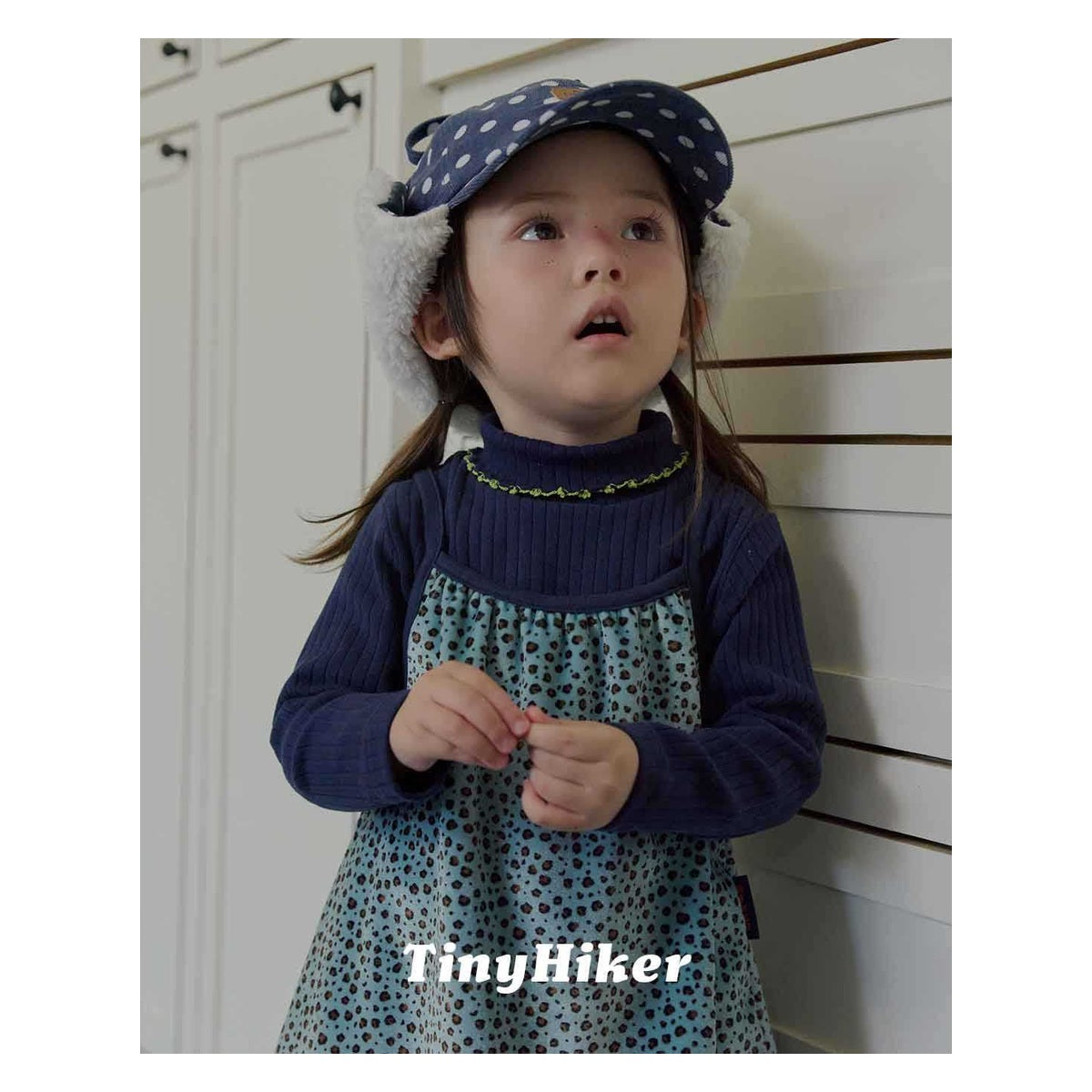 Tiny Hiker ダックフィンコートポラティダックフィットピンコートタートルネック