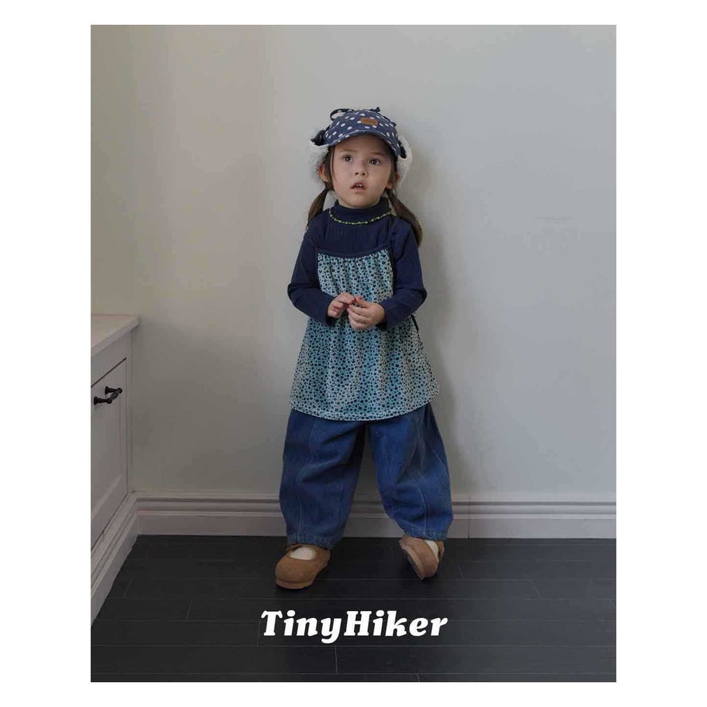 Tiny Hiker ダックフィンコートポラティダックフィットピンコートタートルネック