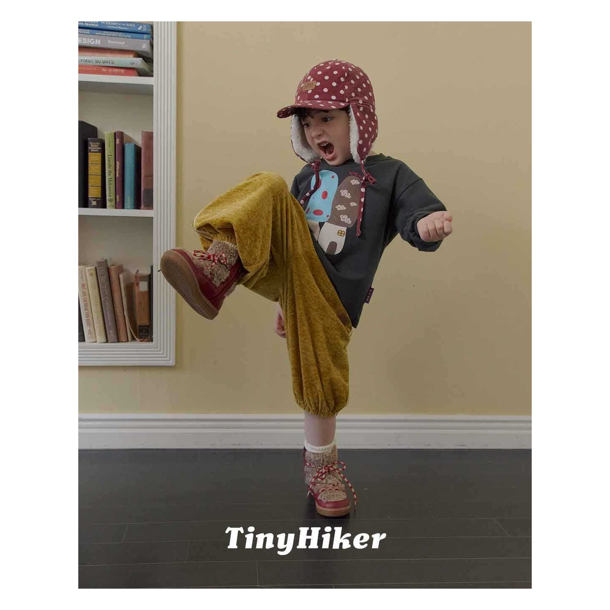 Tiny Hiker マッシュルームTシャツ