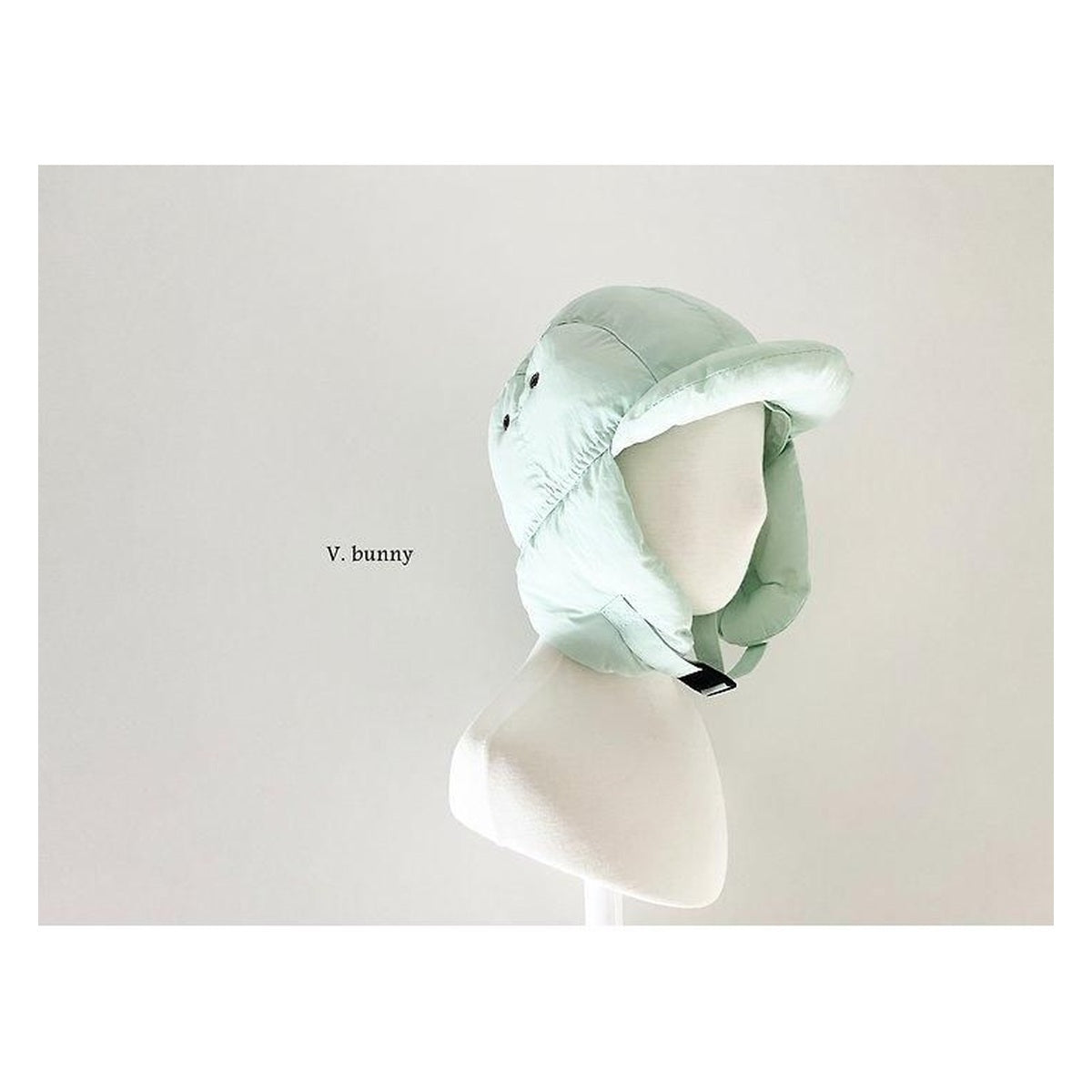 V.bunny バニラバニー エンボスキャップ FREE