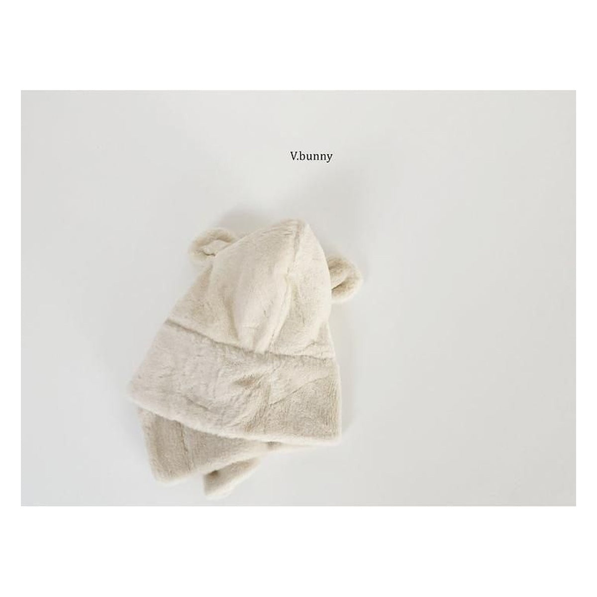 V.bunny くまマフラー FREE