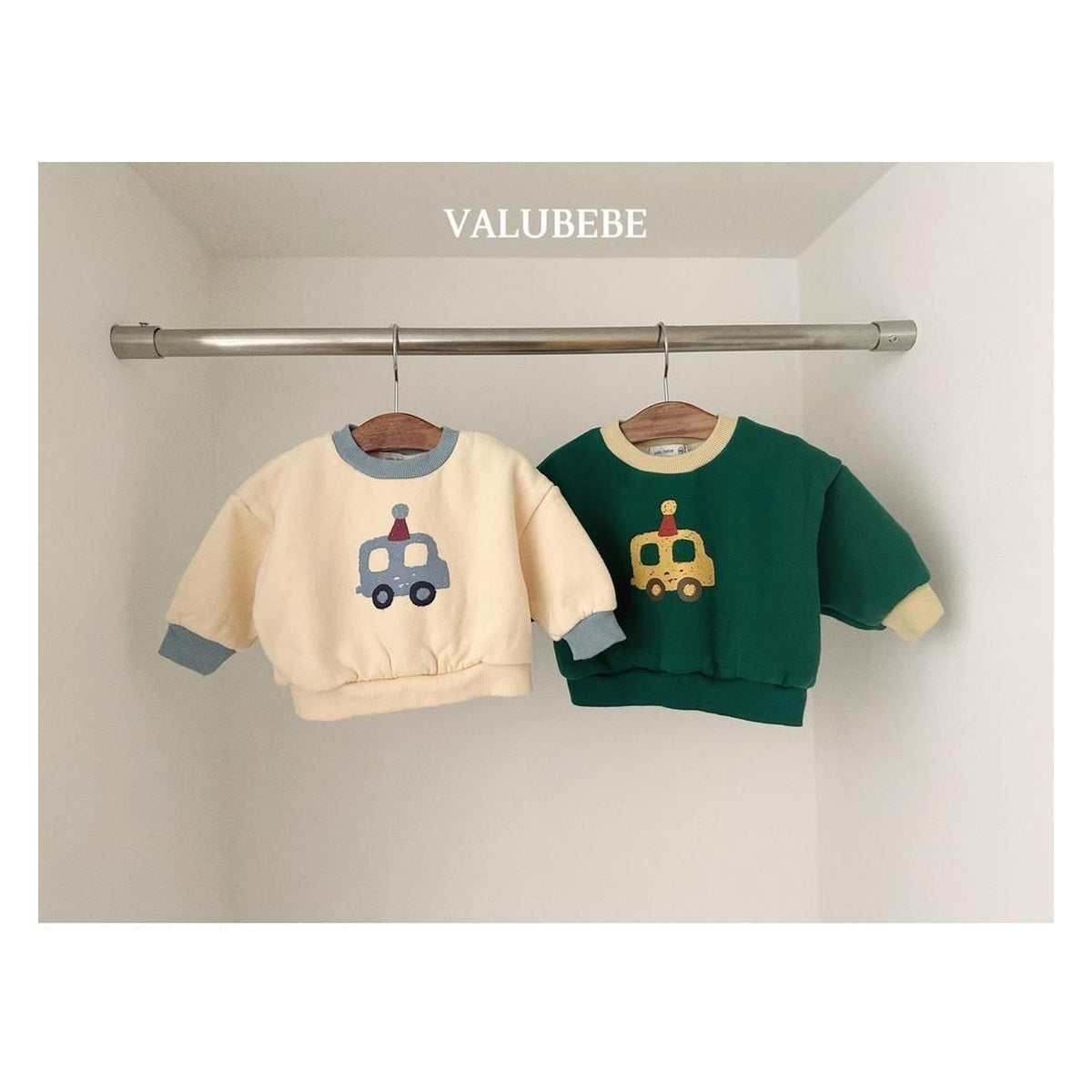 Valu bebe ブンブンカー スウェット