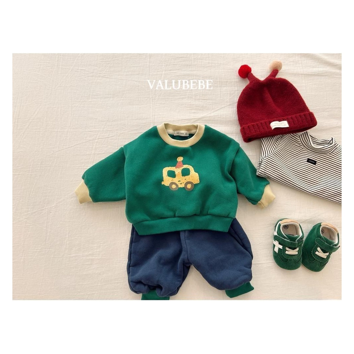 Valu bebe ブンブンカー スウェット