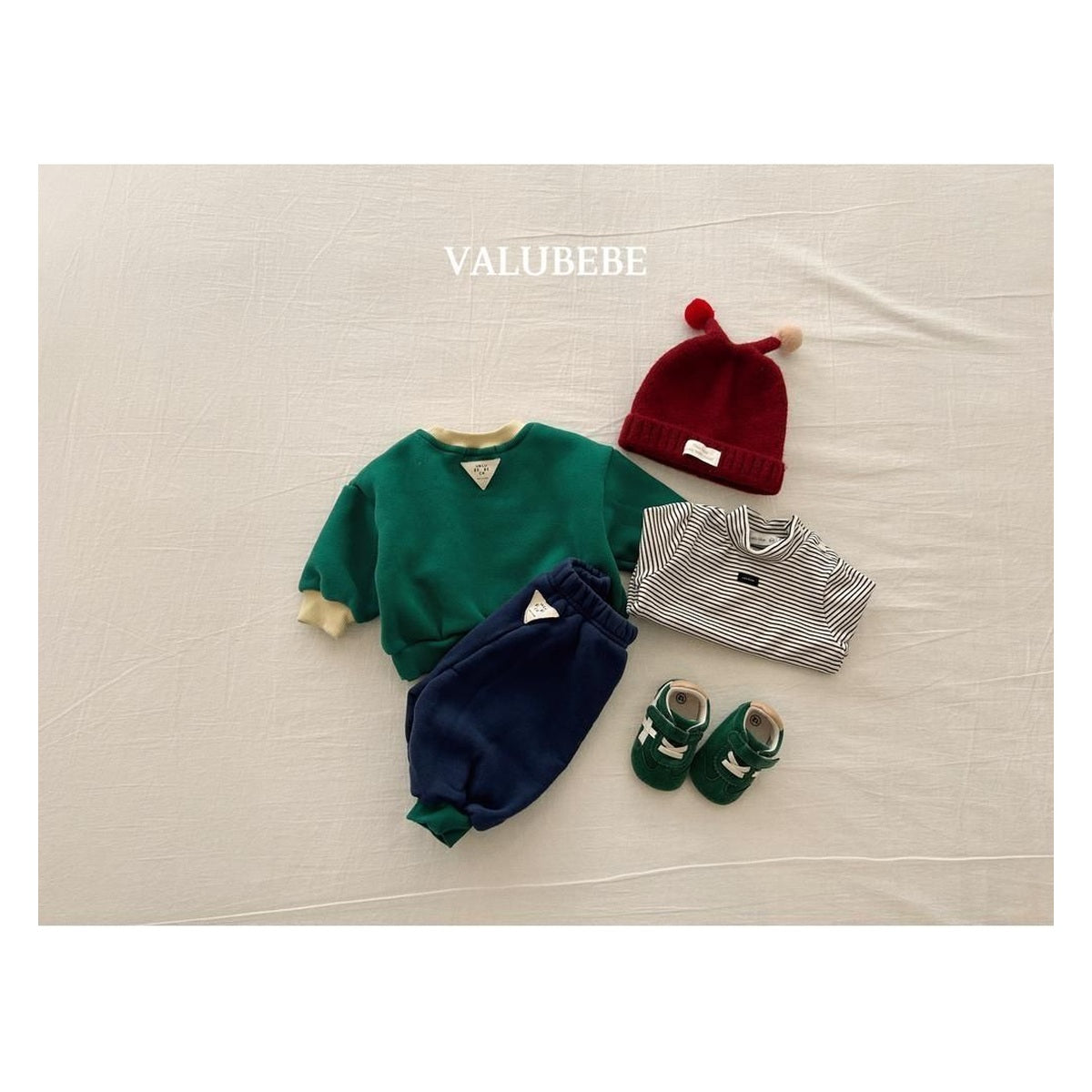 Valu bebe ブンブンカー スウェット