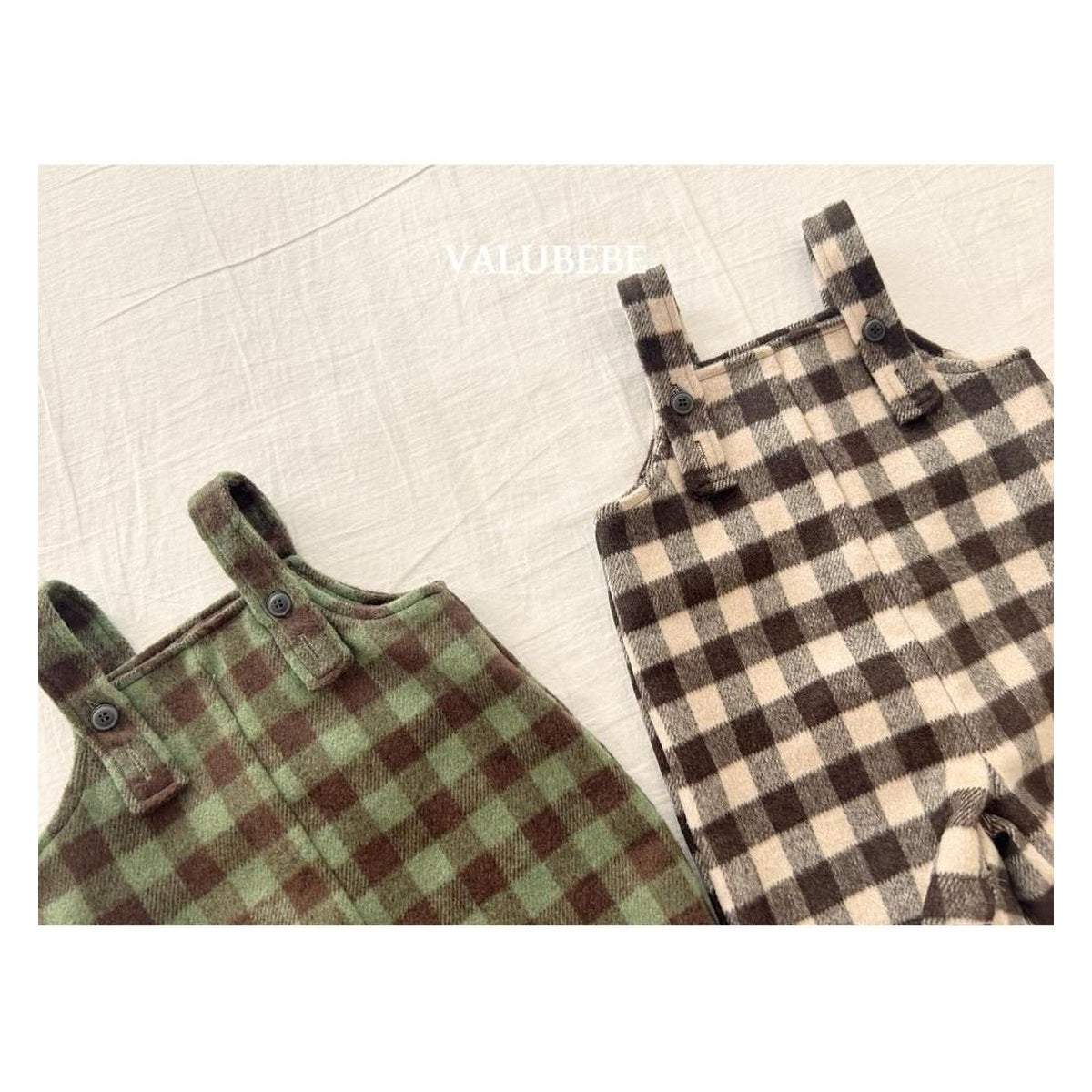 Valu bebe アーモンドチェックオーバーオール